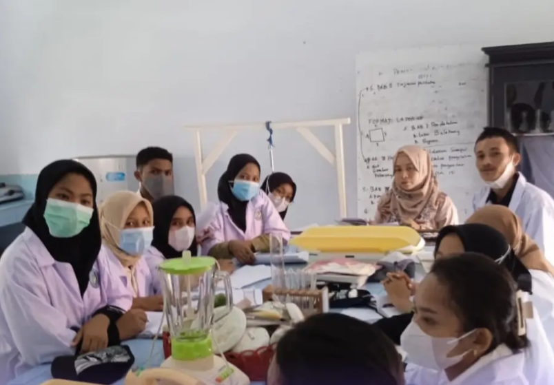 Praktikum Laboratorium Gizi Program T.A 2023/2024