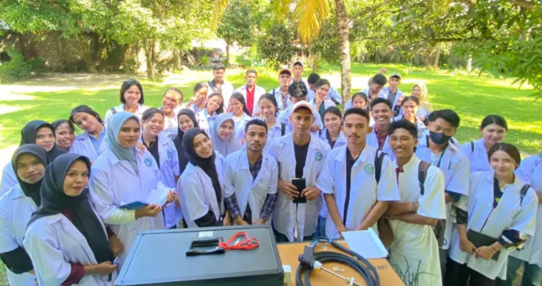 Praktikum "Emisi Gas Buang" Peminatan Kesling & K3 Program Studi Kesehatan Masyarakat